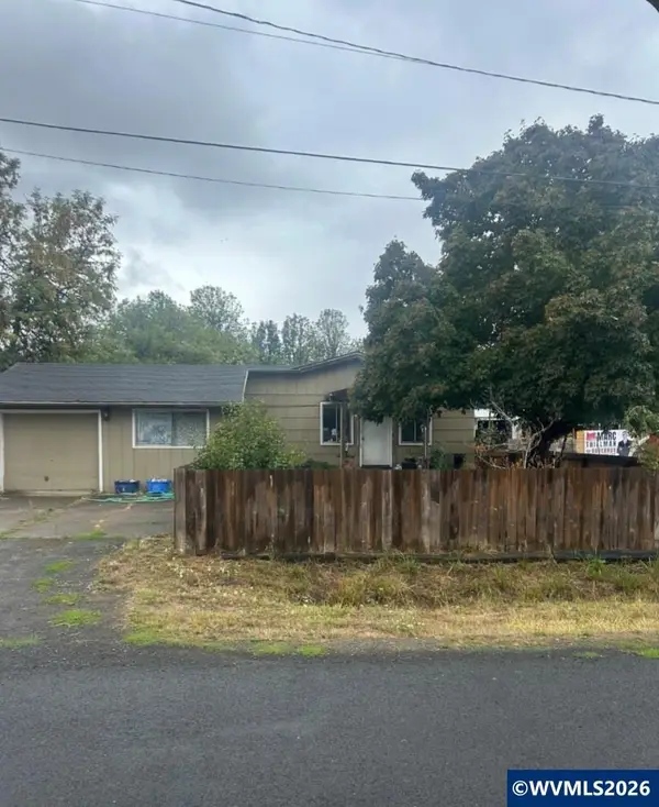 260  Charlotte St NE, Albany, OR 97322