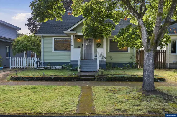 1890  Cottage St NE, Salem, OR 97301