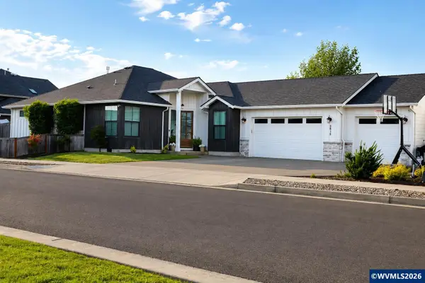 2611  Riverstone Lp NE, Albany, OR 97321