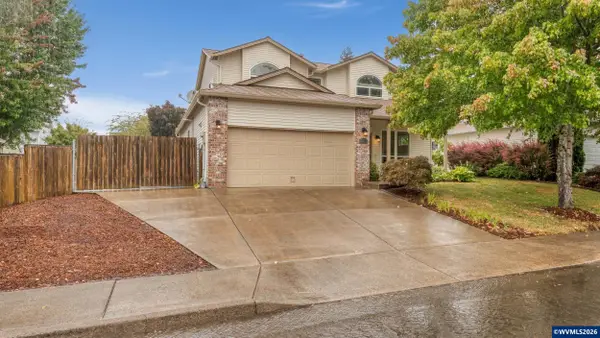 18283  Davis St, Sandy, OR 97055