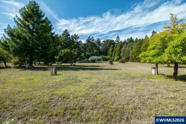 6390 NW Sumac Dr, Corvallis, OR 97330