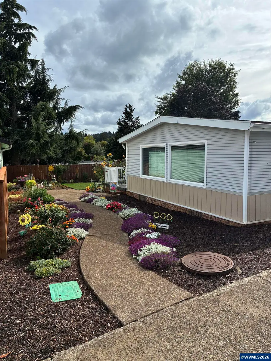 2120  Robins (#101) Ln SE, Salem, OR 97306 - #2