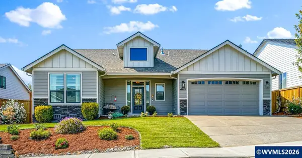 469 NW Crater Lake Dr, Dallas, OR 97338