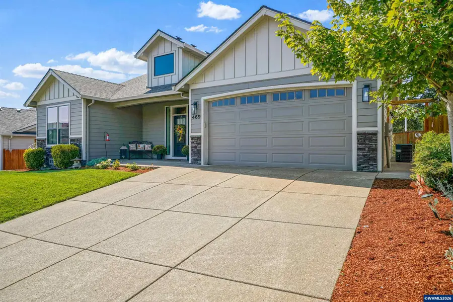 469 NW Crater Lake Dr, Dallas, OR 97338 - #2