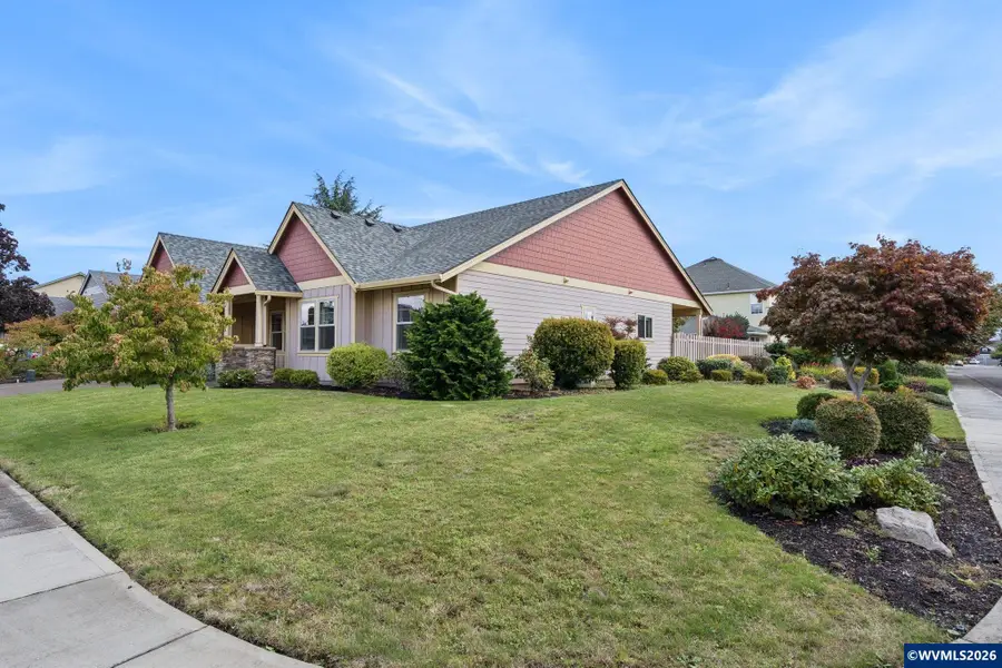 1277  Robert St, Woodburn, OR 97071 - #3