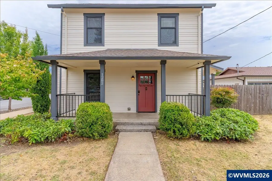 1282 N 3rd Av, Stayton, OR 97383 - #2