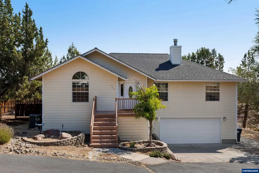 3244 SW 34th St, Redmond, OR 97756 - #2