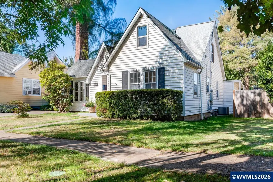 399  24th St NE, Salem, OR 97301 - #2