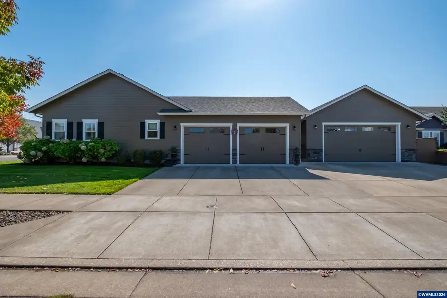 4704 NE Granite Av, Albany, OR 97321 - #3
