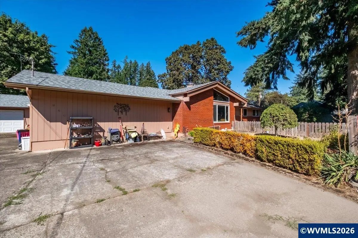 960  Grape St, Sweet Home, OR 97386 - #1