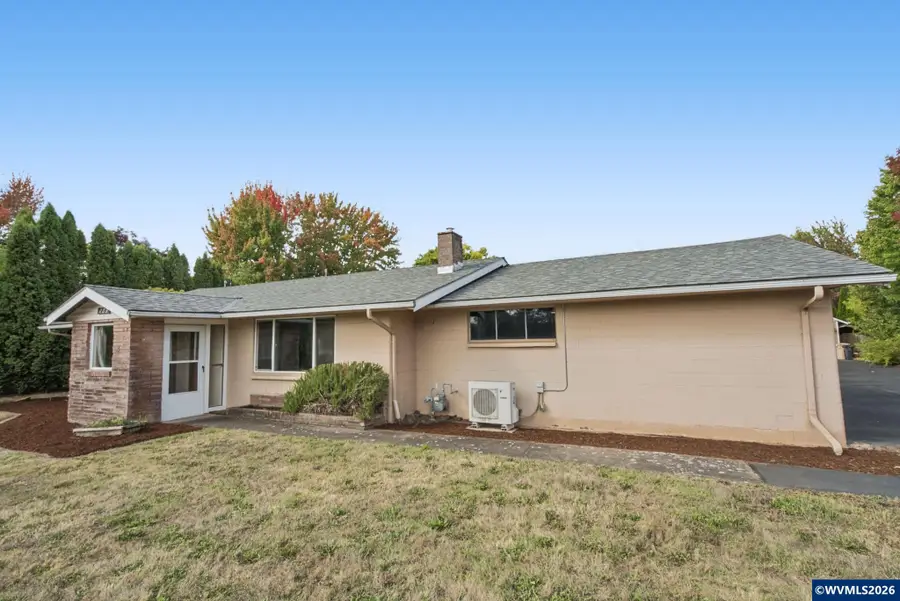 545 SE Goodnight Av, Corvallis, OR 97333 - #3