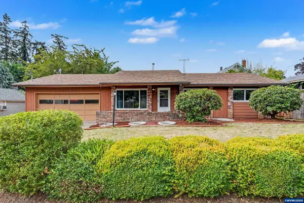 115  Grant St, Silverton, OR 97381