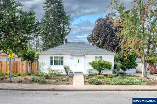 3040  D St NE, Salem, OR 97301