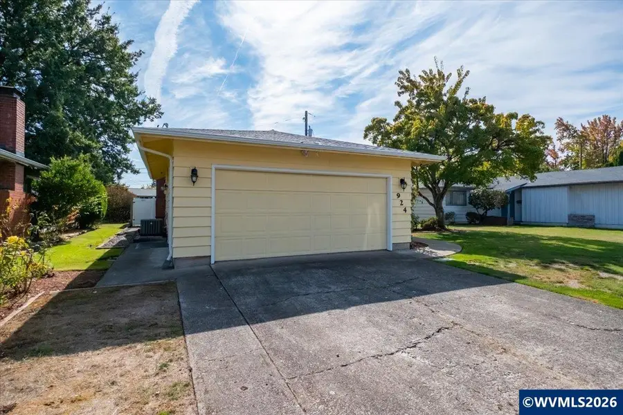 924 NW Grant Av, Corvallis, OR 97330 - #3