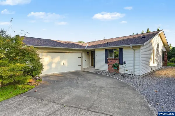 1012  Leona Ln S, Salem, OR 97302