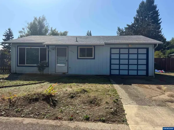 1090  Sharon Lp SE, Salem, OR 97306
