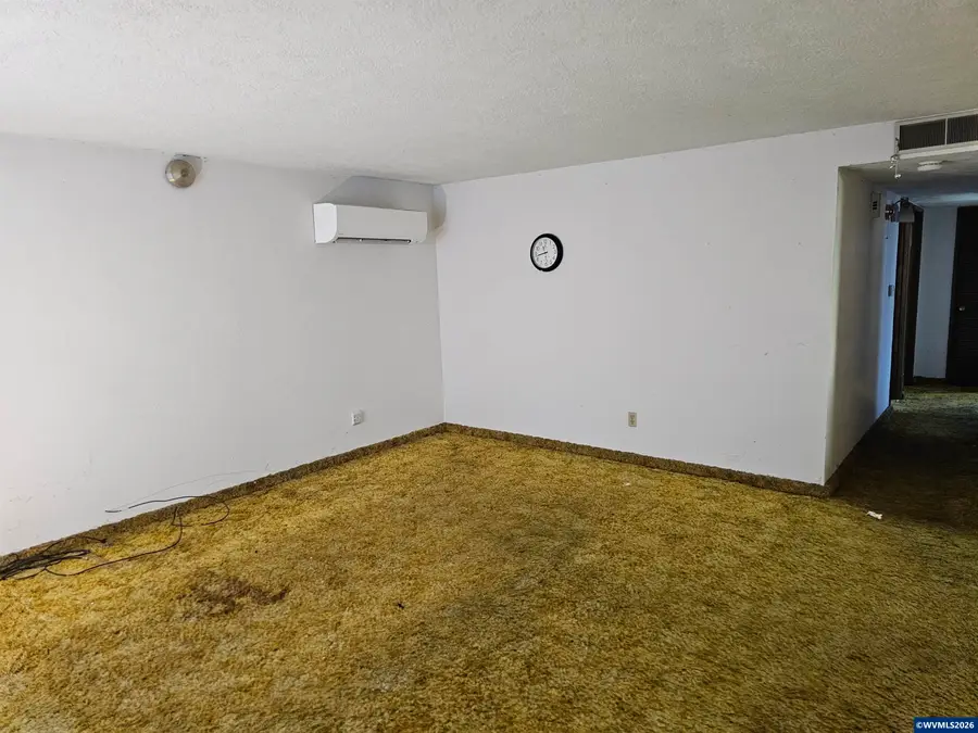 1090  Sharon Lp SE, Salem, OR 97306 - #3