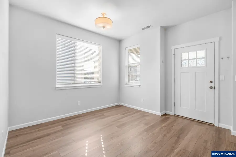 1886 SE Hankel St, Dallas, OR 97338 - #3