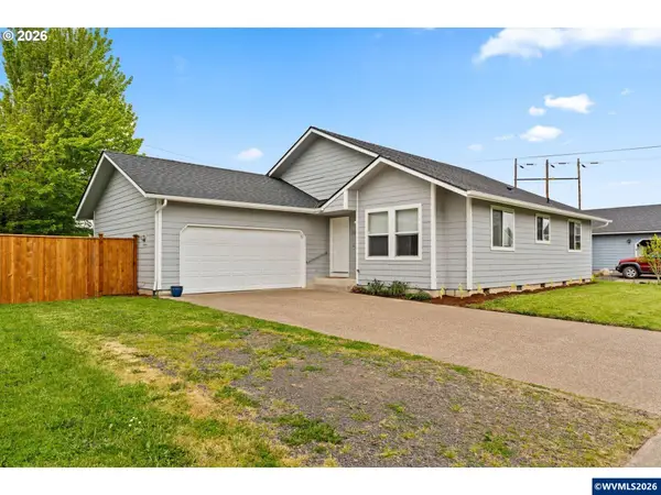 1107  Echo Hollow Rd, Eugene, OR 97402