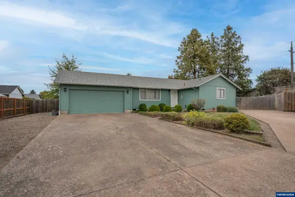 1285  Laurelhurst Dr, Eugene, OR 97402