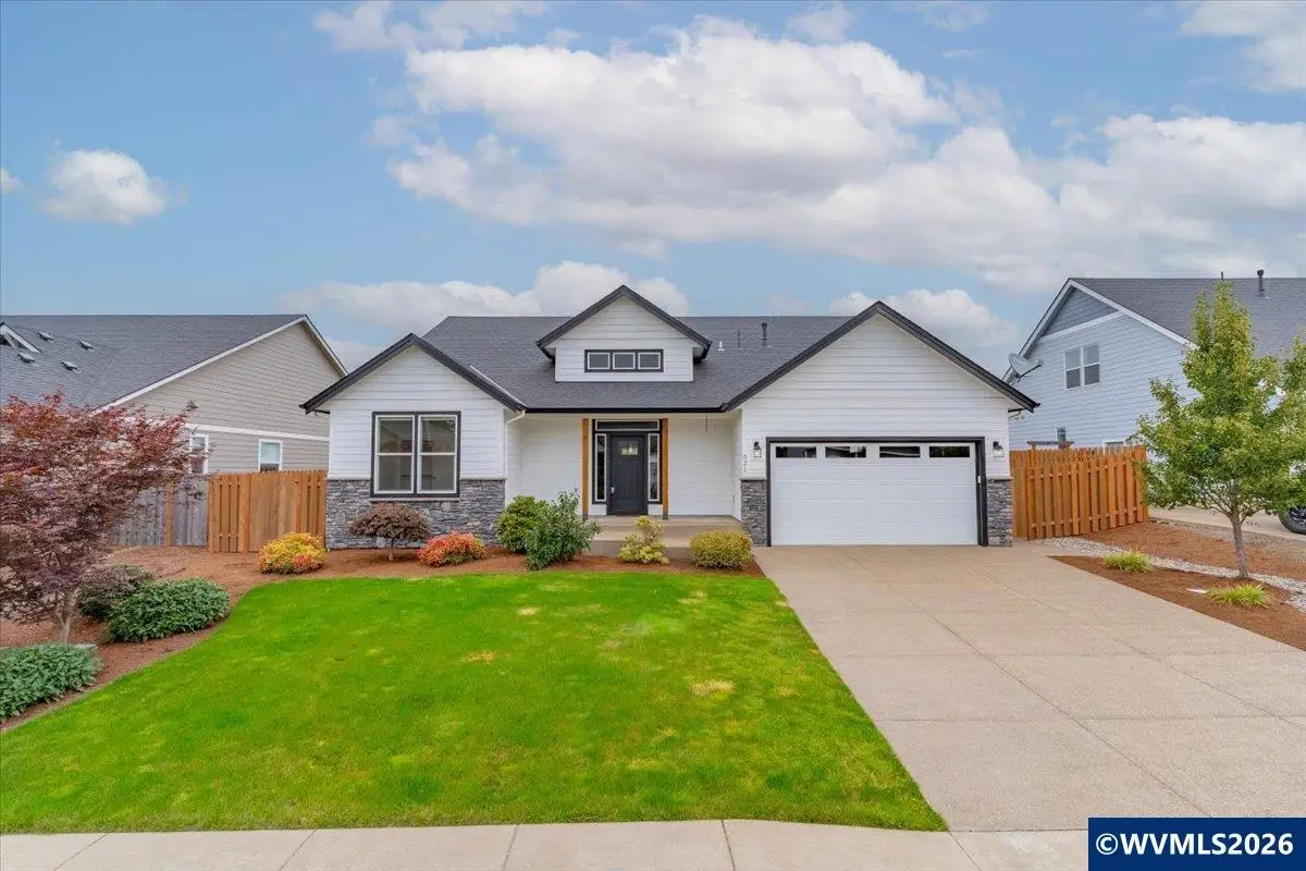 521 NE Aspen St, Sublimity, OR 97385 - #1