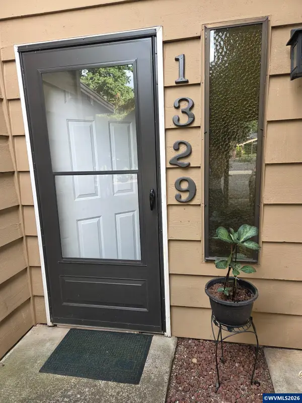 1329  Madras St SE, Salem, OR 97306