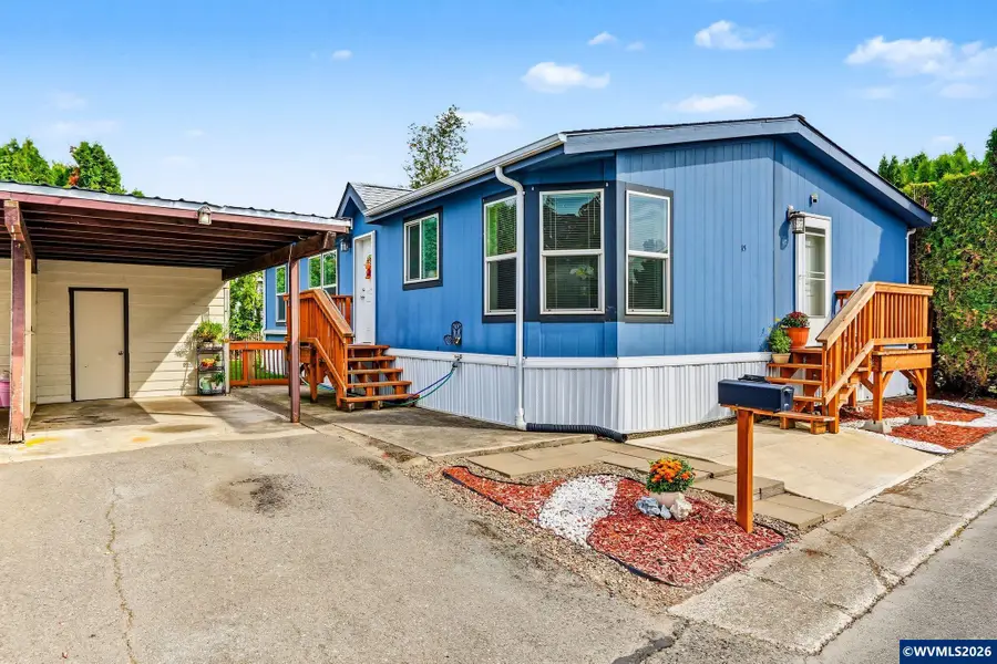 141 S 17th #15 St, Independence, OR 97351 - #2