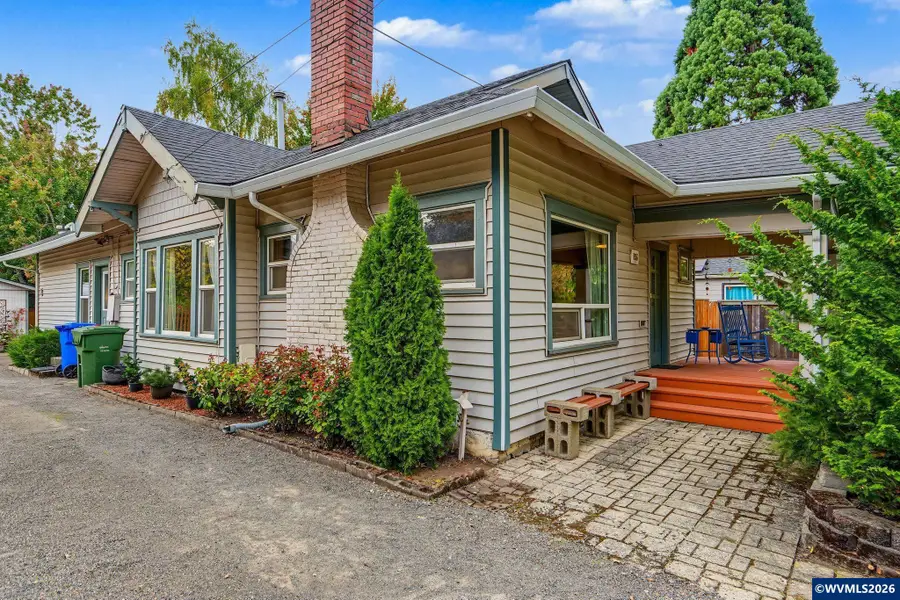 735  20th St NE, Salem, OR 97301 - #3
