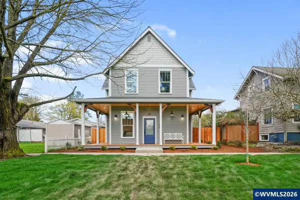 46  Walnut St, Independence, OR 97351