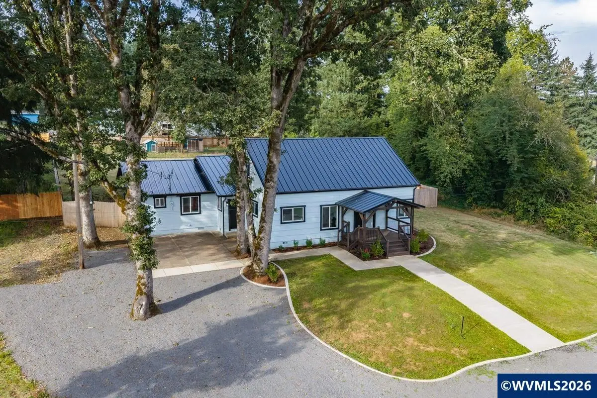 40352  Holley Heights Lp, Sweet Home, OR 97386 - #1