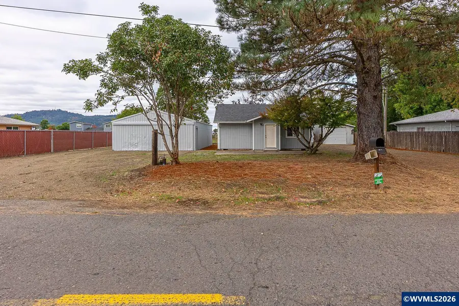 1850 S 9th St, Lebanon, OR 97355 - #3