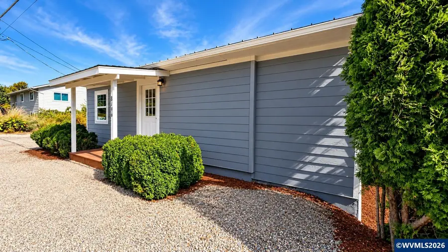 8196  65th Av NE, Salem, OR 97305 - #2