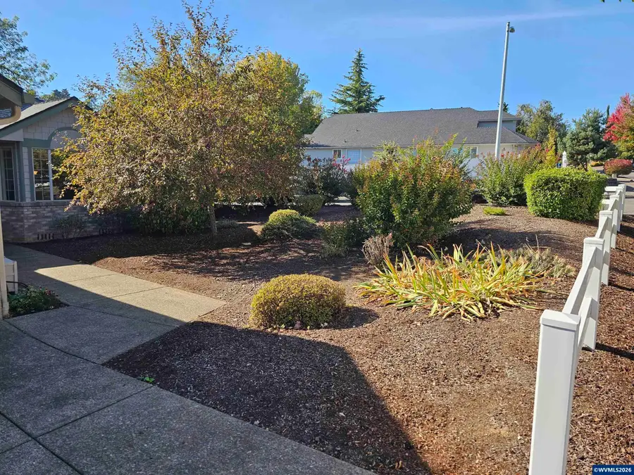 1395  West Meadows Dr NW, Salem, OR 97304 - #2