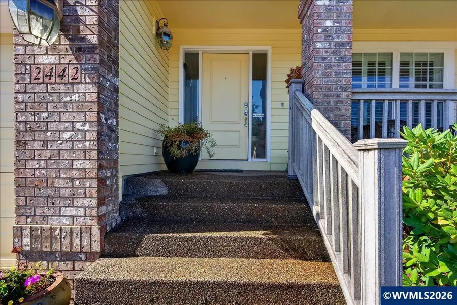 2442  Broadway St NW, Albany, OR 97321 - #3