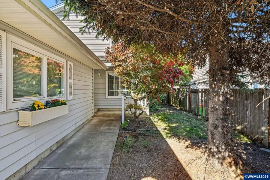 2027  Queen Av SE, Albany, OR 97322 - #2