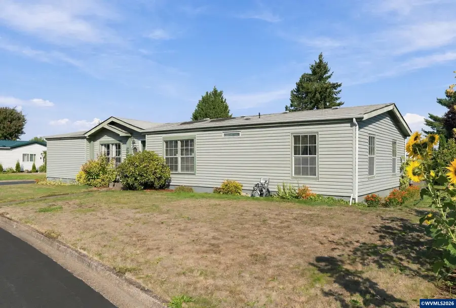 1145 SW Cypress St, McMinnville, OR 97128 - #3