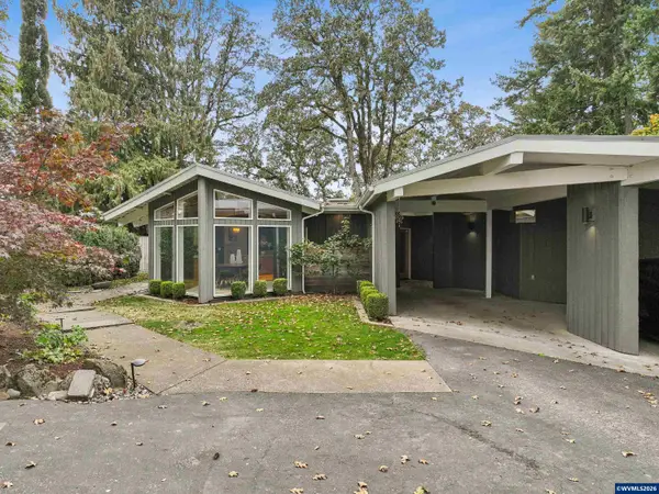 2525  Birdhill Dr S, Salem, OR 97302