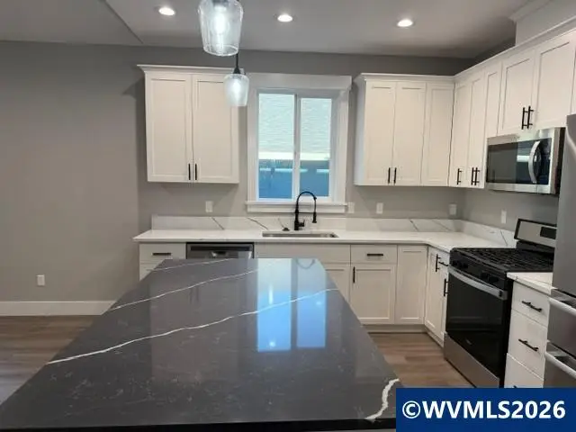 1105  Hardcastle Av, Woodburn, OR 97071 - #3