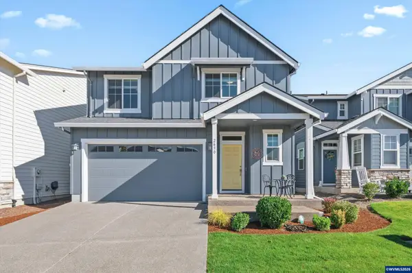 2690 NW Meadows Dr, McMinnville, OR 97128