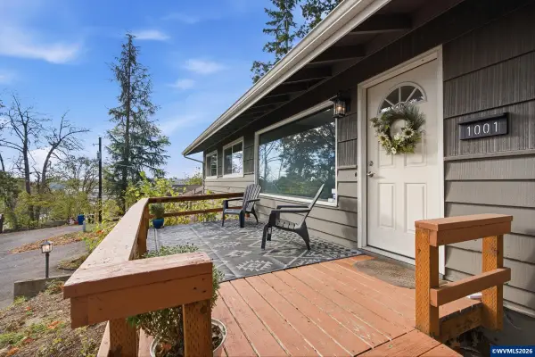 1001  Murlak Av NW, Salem, OR 97304