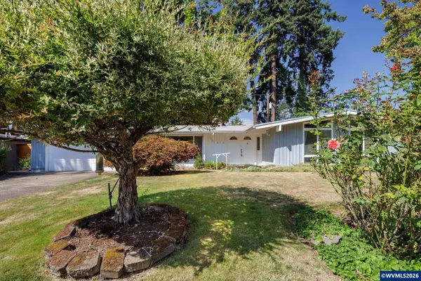 512  Cardinal Wy, Springfield, OR 97477
