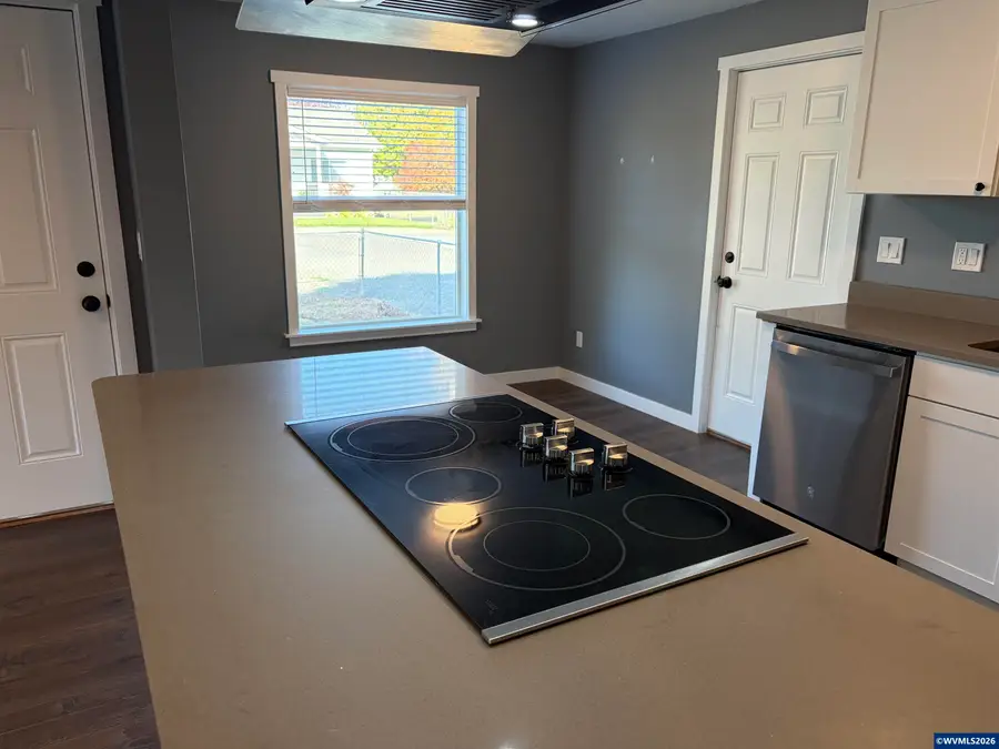 4220  Hudson Av NE, Salem, OR 97301 - #2