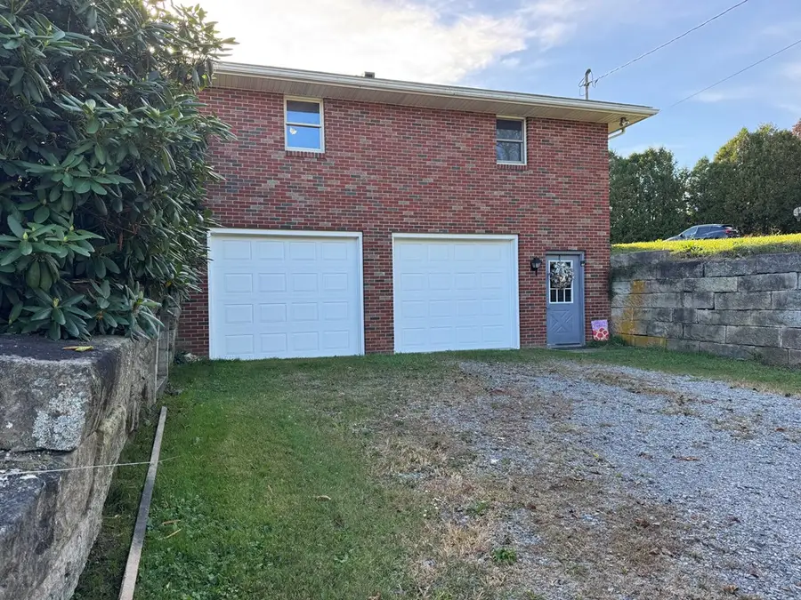 513 Ron Mchenry Rd, Knox, PA 16232 - Image #2