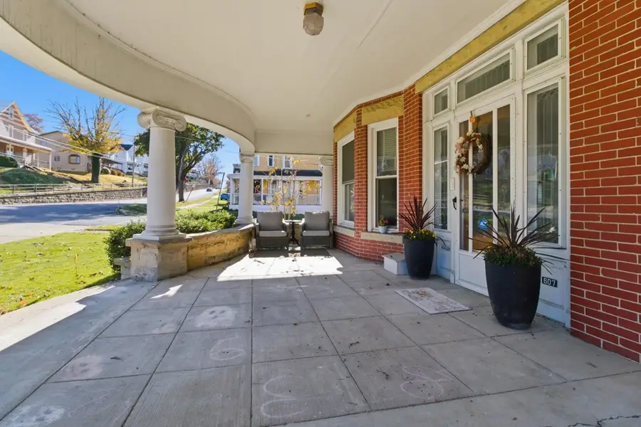 607 E. Main St., Reynoldsville, PA 15851 - Image #3