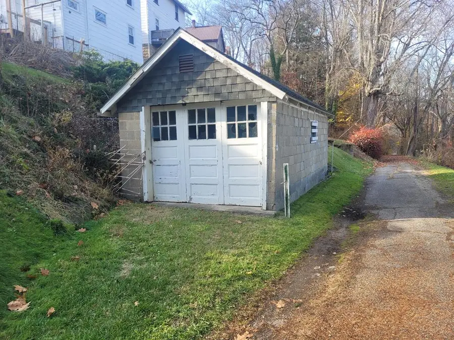 512 Hiland Ave, Oil City, PA 16301 - Image #2