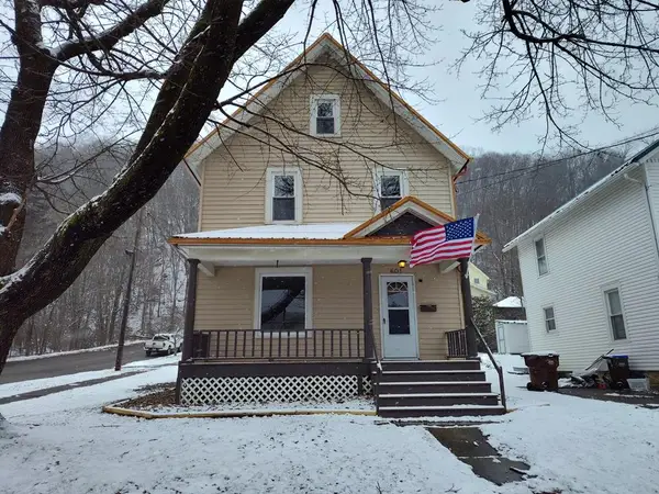 601 Buffalo, Franklin, PA 16323