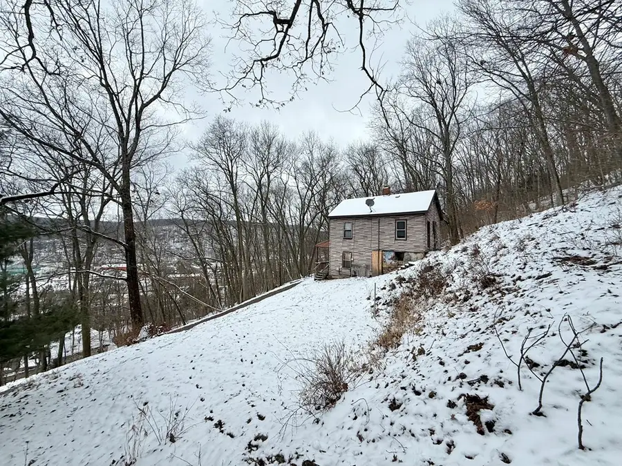 14 Dubbs St, Franklin, PA 16323 - Image #3