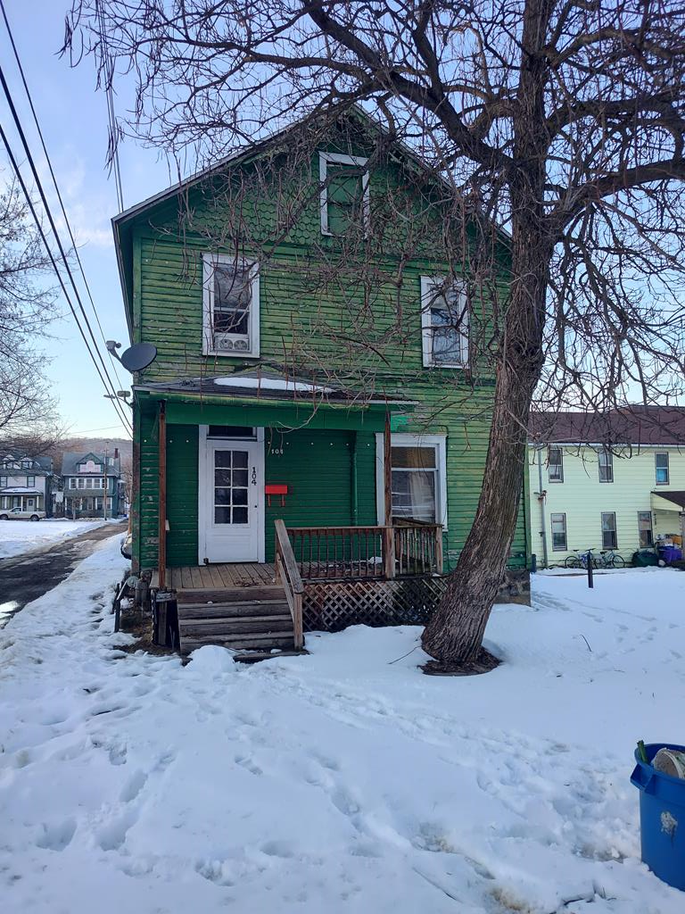 104 Liberty St, Oil City, PA 16301 - #1