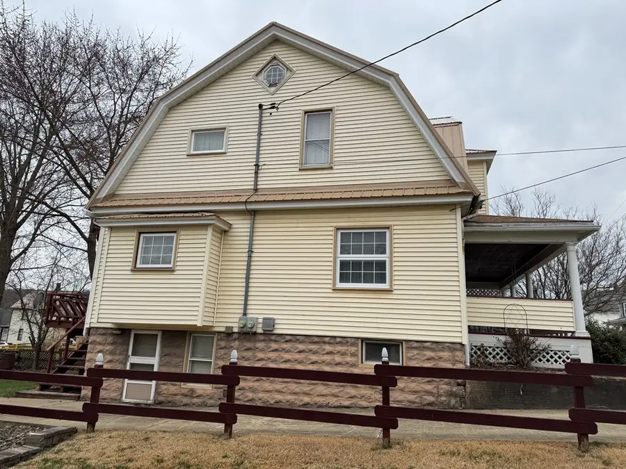 40 Gilfillan St, Franklin, PA 16323 - #2