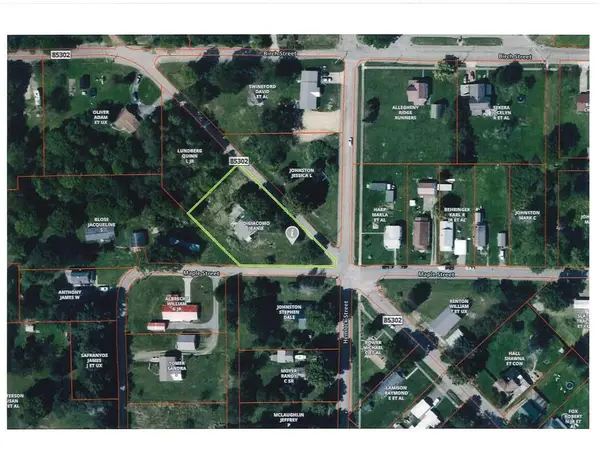 201 Walnut St, Marienville, PA 16239